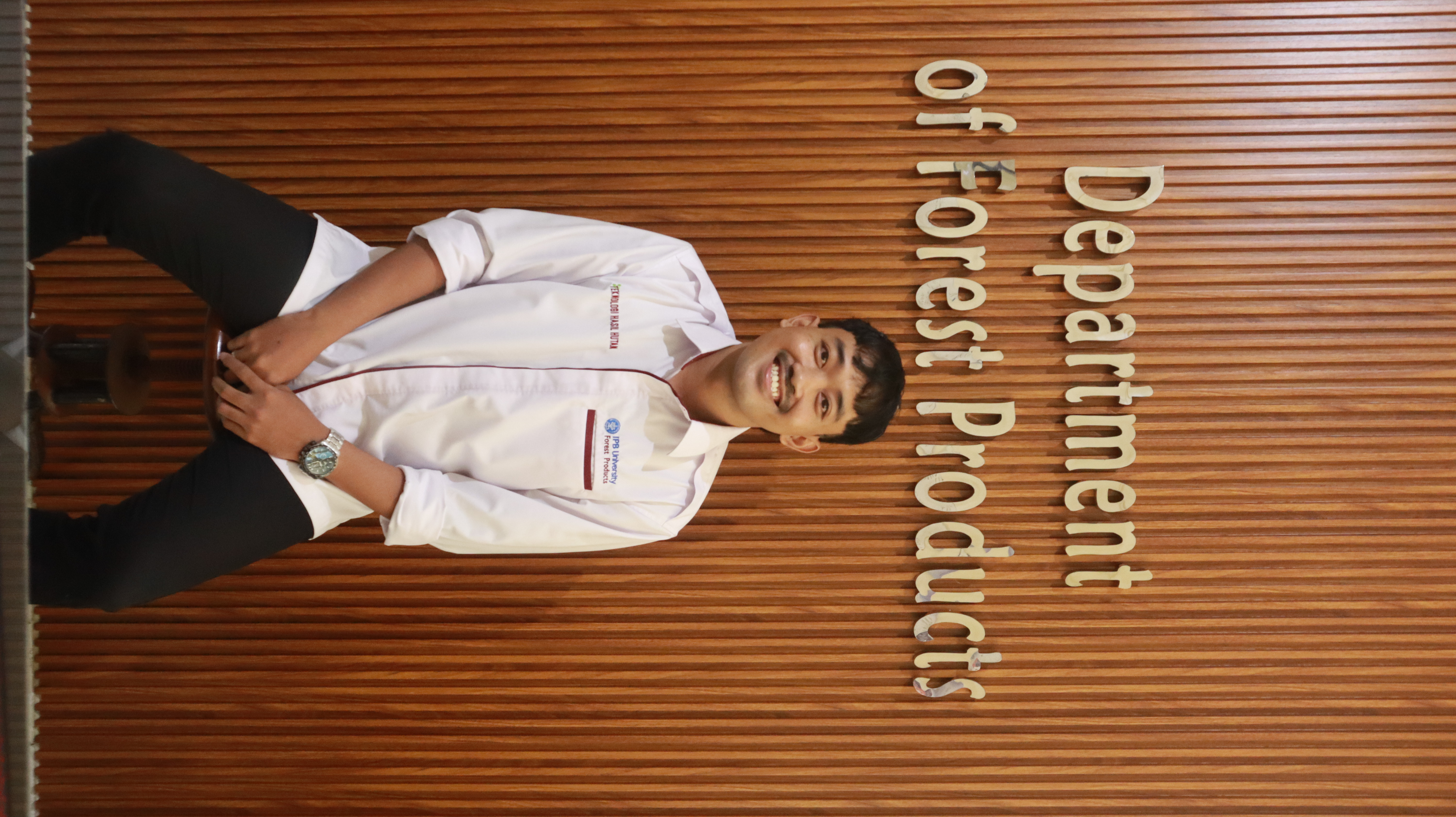 Gilang Dwi Laksono, S.Hut.