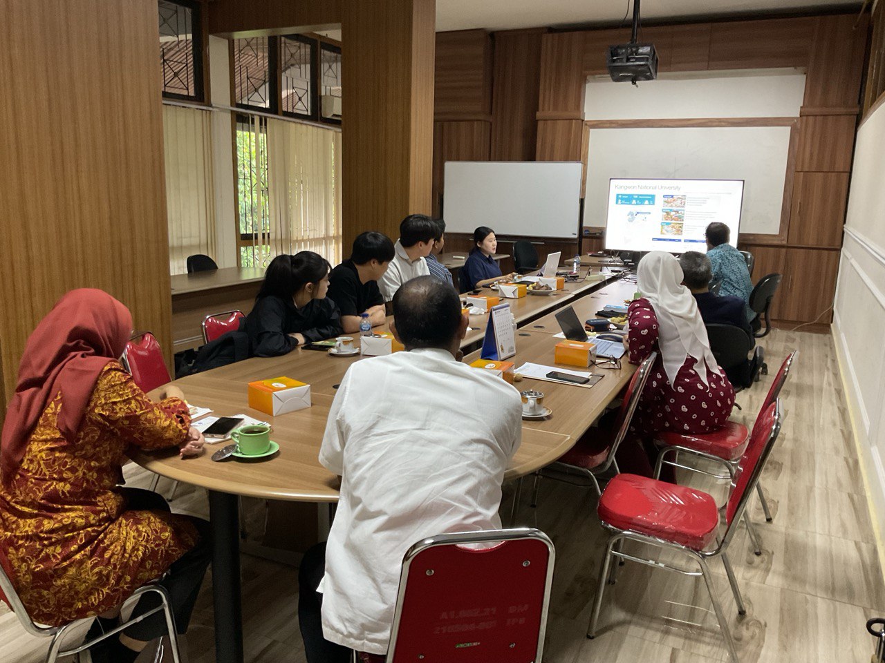 DHH menerima Kunjungan Civitas Akademika dari Kangwon National University (KNU), Korea Selatan
